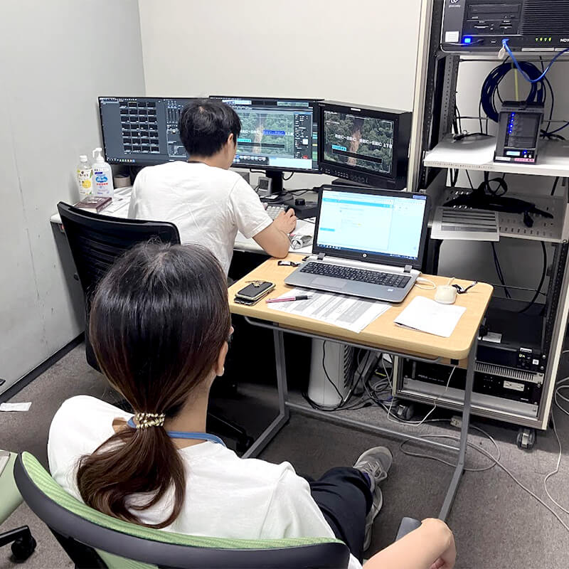 映像編集作業の様子