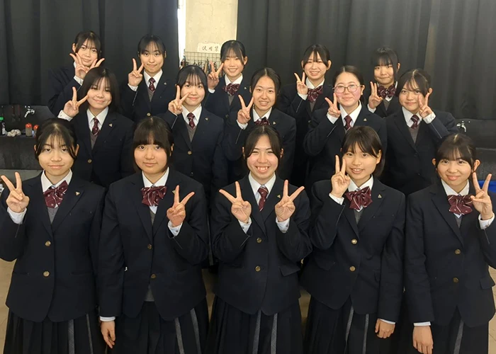 鳥栖高校 書道部の集合写真