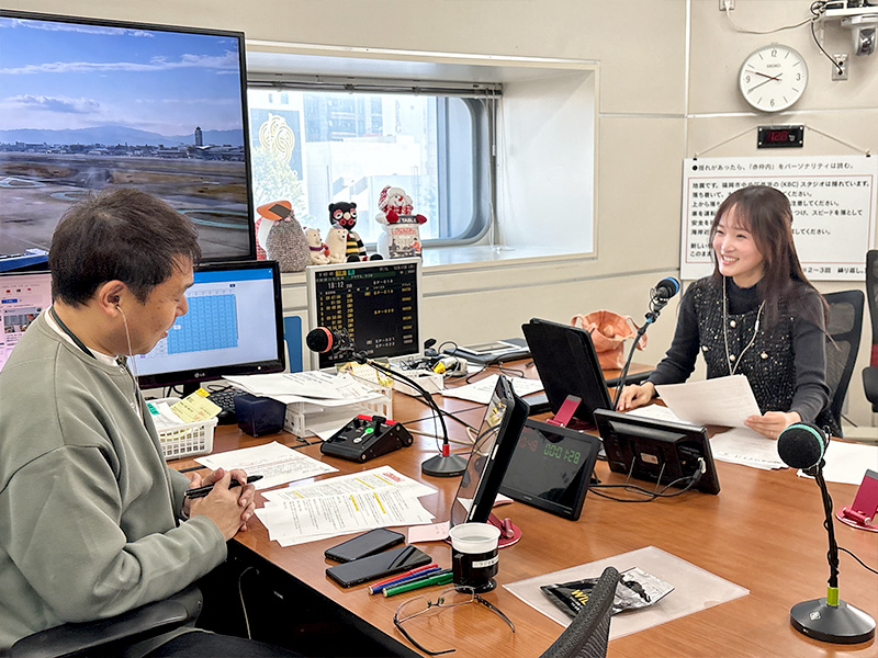 「三姉妹のバトル」vs「音声ガイド」