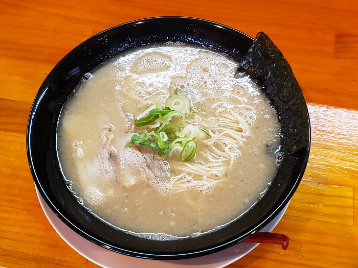 こってり味の「極らー麺」（￥600）