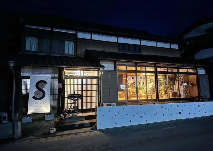 【ニューオープン】試した小石原焼や高取焼をその場で購入できる『cafe&gallery SIKI-試器-』