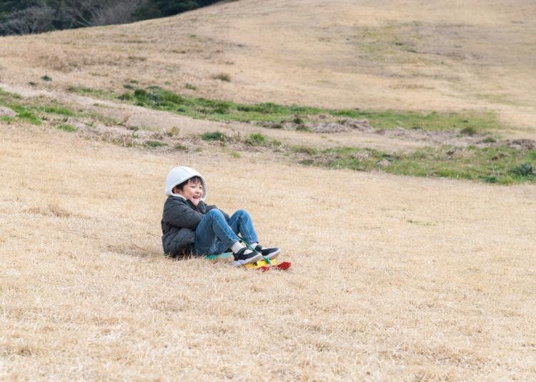 【KIYAMA LOVERS】自然の中で楽しむ爽快感！春と秋限定オープンの『基山草スキー場』