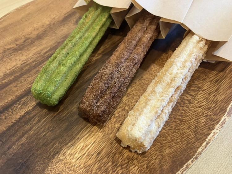 【新メニュー】人気ハンバーガー店のデザート♪小麦粉・卵不使用の米粉チュロス