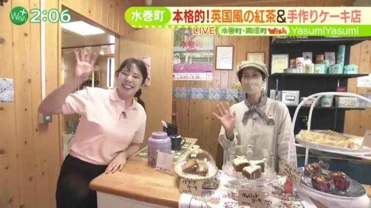 「YasumiYasumi」オーナーの佐藤弥須美さん(右)、新原菜摘リポーター【アイタガール】（左）