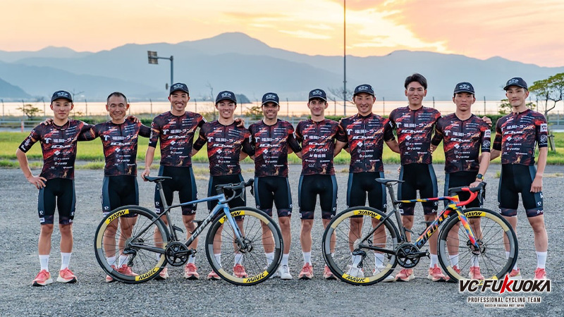 VC FUKUOKAの集合写真